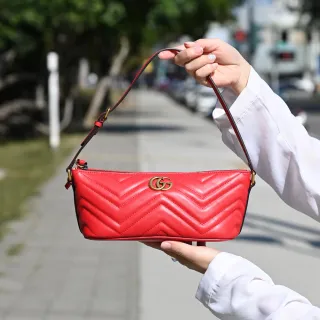 【GUCCI 古馳】GG Marmont 經典雙G LOGO絎縫手提包肩背包(紅)