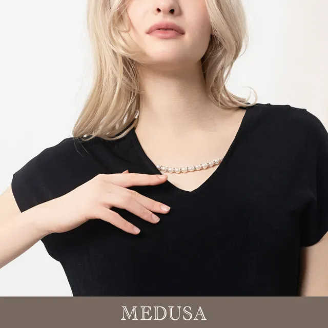 【MEDUSA 曼度莎】現貨-優雅珍珠項鍊垂墜簡約上衣 - 3色（M-XL）｜女休閒上衣 造型上衣(601-31701)