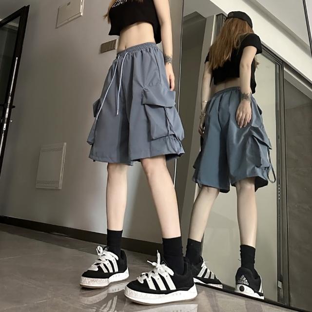 【D.studio】韓版美式顯瘦速乾工做褲(工裝褲短褲寬褲休閒褲短褲褲子運動短褲女裝休閒短褲黑褲 P368)