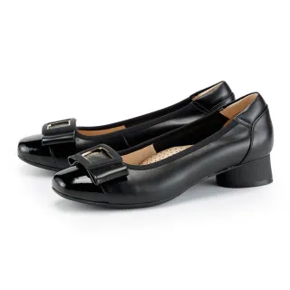 【MAGY】經典方扣蝴蝶結小方頭真皮低跟鞋(黑色)