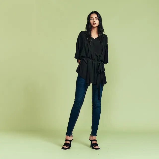 【ICHE 衣哲】Cop.Copine 綁帶寬袖垂墜鬆弛感百搭造型上衣(兩穿-兩色)