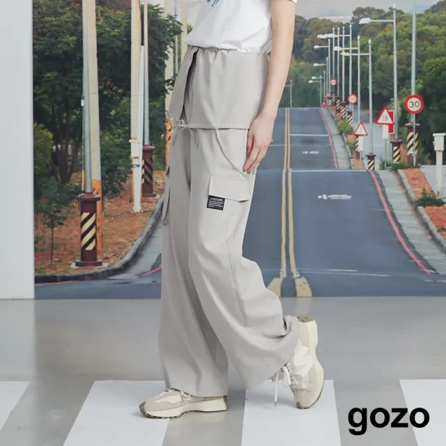 【gozo】工裝風連身吊帶直筒寬褲(淺灰)