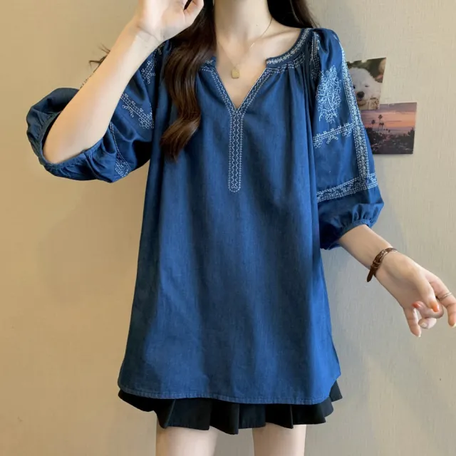 【ALLK 歐楷】新品 刺繡V領上衣 深藍色(尺寸L-XXL/中大尺碼/涼爽/透氣)