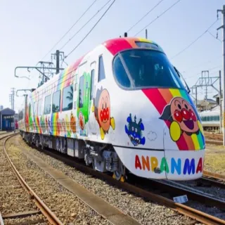 【喜鴻假期】【童趣四國５日】麵包超人列車、小豆島寒霞溪纜車、大步危遊船、神隱少女油屋