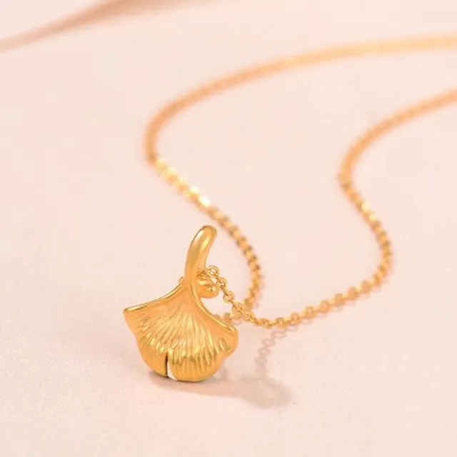 【Penny 珮妮】999黃金 迷你銀杏葉 項鍊吊墜(母親節 交換禮物 送女友 生日禮物 情人節 尾牙 新年 結婚送禮)