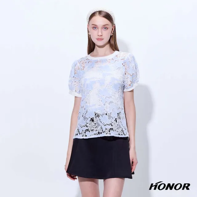 【HONOR 山形屋】出清品 夢幻花朵透膚蕾絲泡泡袖上衣-藍(限定出清)