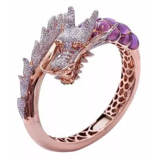 【RJ New York】嫣紫紅晶盤龍霸氣立體設計中性戒指(金色戒圍可選)