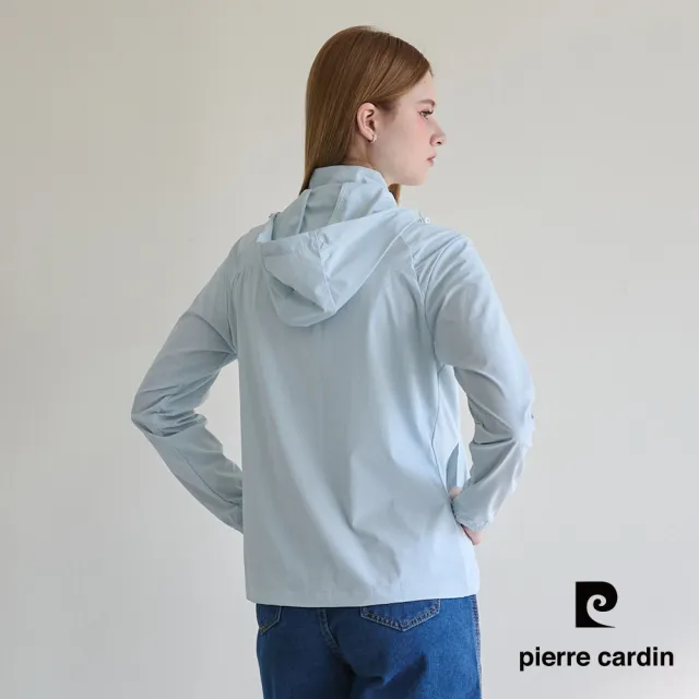 【pierre cardin 皮爾卡登】休閒服飾 女款 可拆帽透氣防曬連帽外套-藍色(6257691-42)
