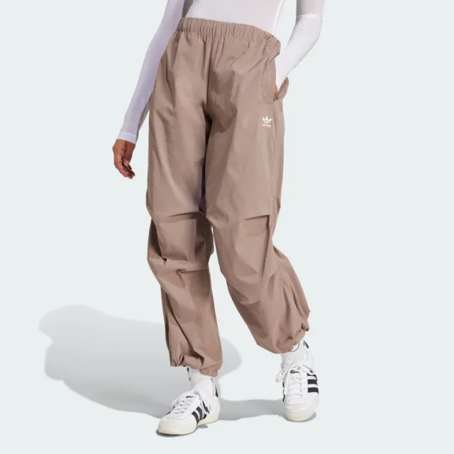 【adidas 愛迪達】Ess S Para Pant 女 長褲 降落傘褲 運動長褲 休閒長褲 卡其 亞版(JD0783)