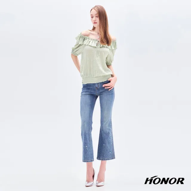 【HONOR 山形屋】出清品 柔美荷葉綁帶鬆緊立體一字領上衣-綠(限定出清)