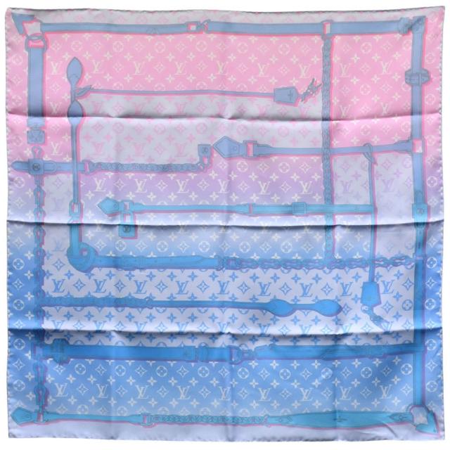 全新 LOUIS VUITTON 路易威登 M76146 Rising Confidential 系列 70 方巾，採用高品質絲材製成，擁有優雅的粉紅色系與藍色系雙色選擇，適合女性佩戴。商品來自義大利製造，原廠包裝盒與吊牌齊全，是歐洲進口的時尚配飾，可搭配多種服裝風格，展現高階時尚品味。