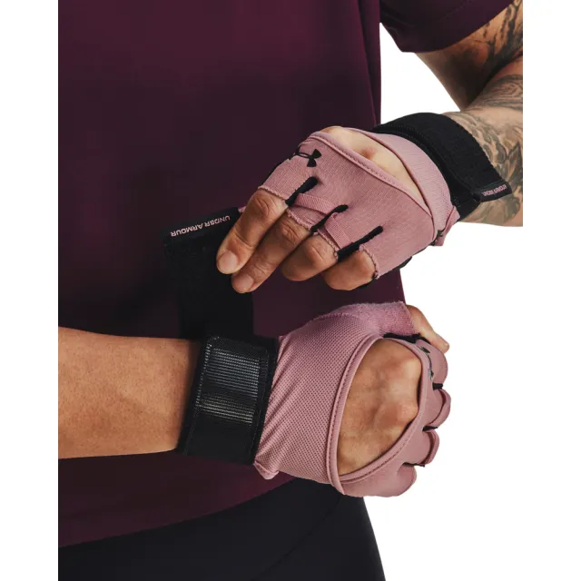 【UNDER ARMOUR】UA 女 重訓手套_1369831-697(黑粉)