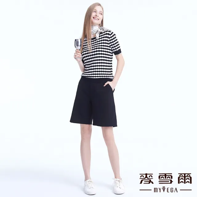 【MYVEGA 麥雪爾】波浪橫條紋針織上衣-黑
