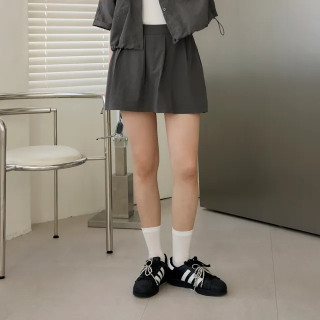 【OB 嚴選】涼感抗UV後腰鬆緊冰河系防曬短裙 《CA3110》