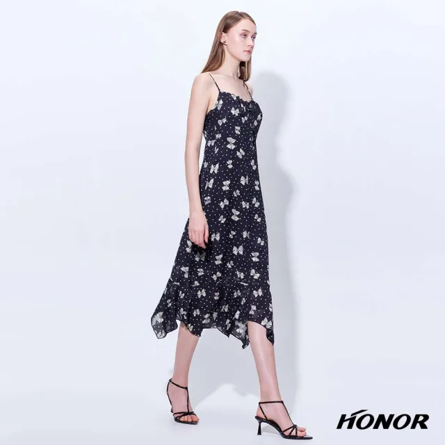 【HONOR 山形屋】出清品 蝴蝶結飄逸綁結不規則吊帶洋裝-黑(限定出清)