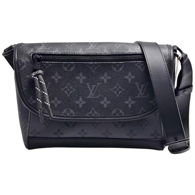 LV LOUIS VUITTON路易威登 M12681 Pulse 系列經典 Eclipse 印花帆布拉鍊斜背掀蓋郵差包