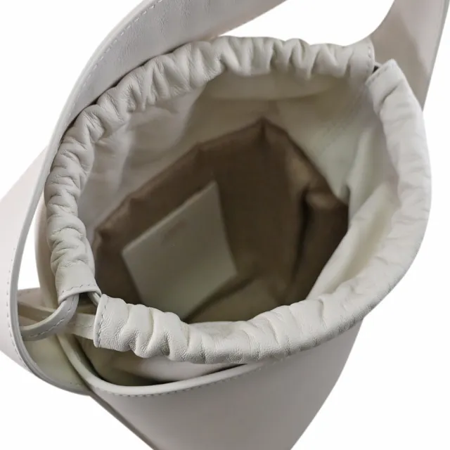 【Chloe’ 蔻依】Sense Bucket 簡約LOGO小牛皮束口手提水桶包兩用包(白)