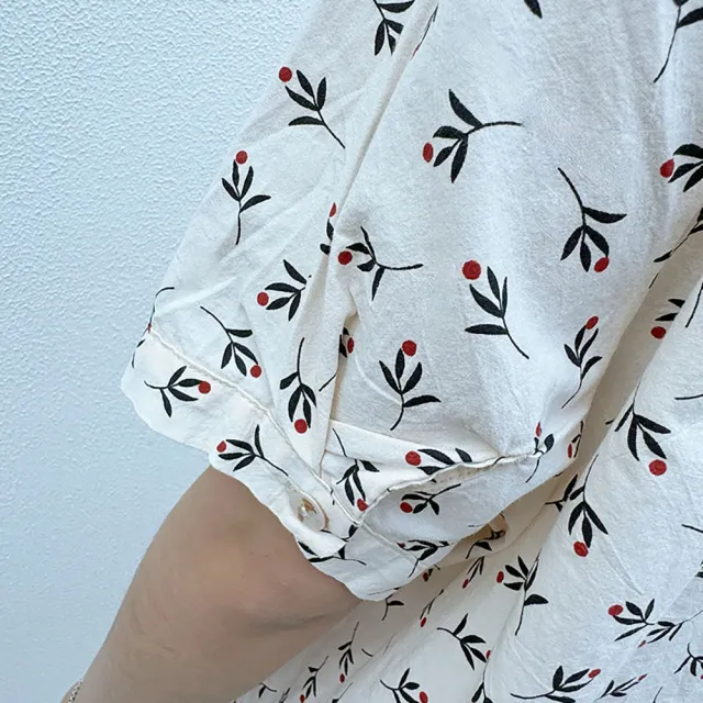 【Hana Mokuba】花木馬日系女裝圓領滿版印花雙口袋上衣(造型上衣)