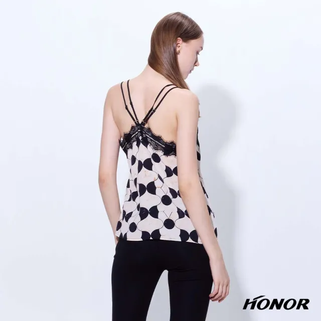 【HONOR 山形屋】出清品 蕾絲拼接幾何印花紋理雙細肩上衣-米白(限定出清)