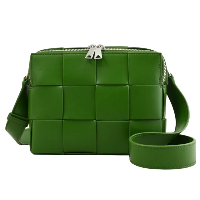 【BOTTEGA VENETA 寶緹嘉】Cassette 簡約經典手工大格編織羊皮方包斜背包(綠)