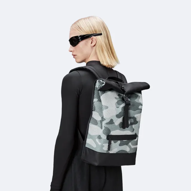 【Rains】Rolltop Rucksack Mesh W3 網狀造型防水捲蓋後背包(Camo 迷彩)