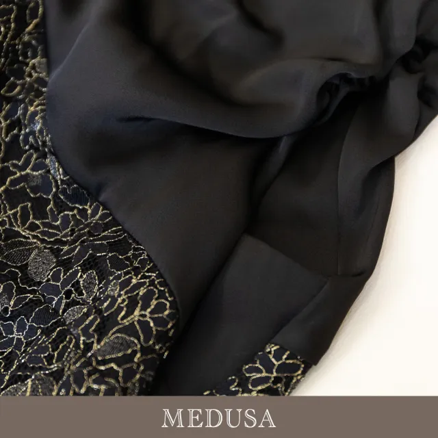 【MEDUSA 曼度莎】現貨-夜語金絲緹花泡泡袖蕾絲上衣（M-XL）｜女上衣 宴會禮服 蕾絲緹花(605-5360A)