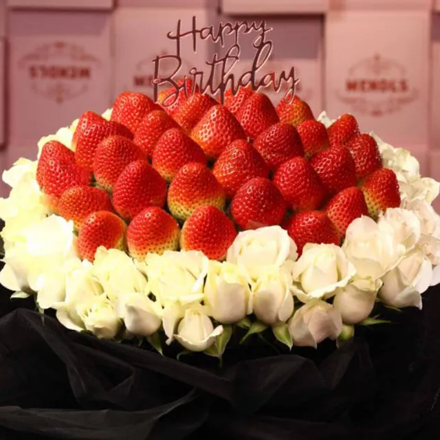 【MyDearStrawberries】So Black黑紗白玫草莓花束(水果花束/情人節/告白/生日禮物/超人氣花束/草莓)