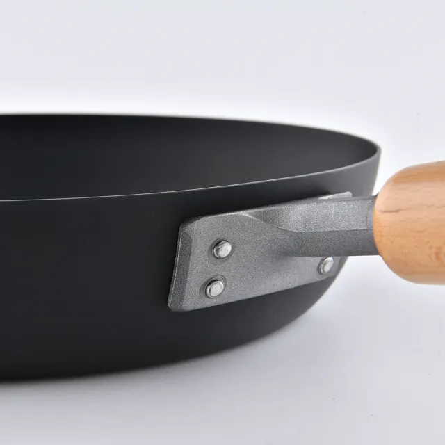 【TAKUMI 匠】岩網紋平底鐵鍋 24cm 日本製 {電磁爐 IH爐可用}(平輸品)