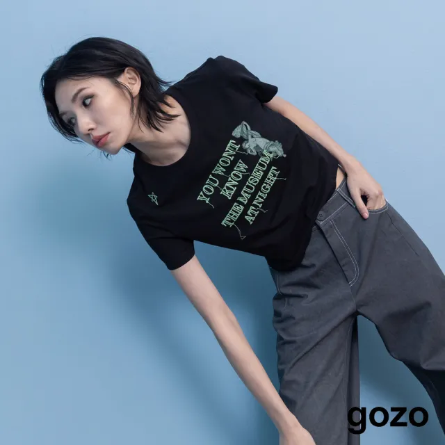 【gozo】A|博物館夜晚刺繡短版涼感T恤(三色)