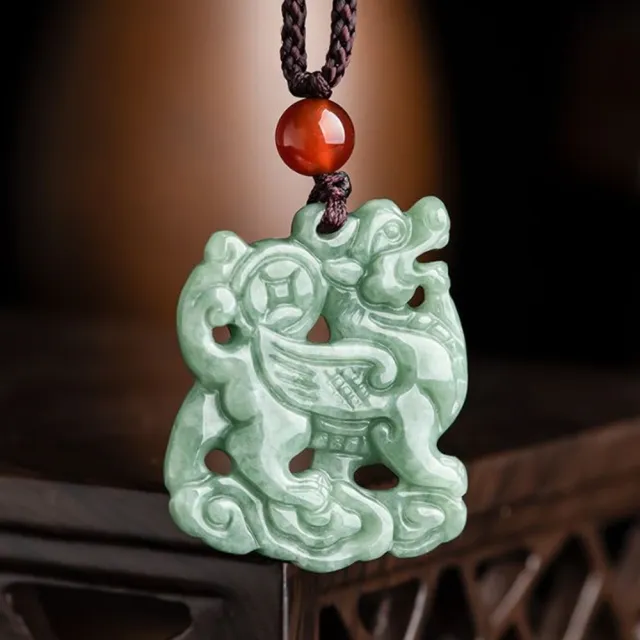 【Penny 珮妮】A貨翡翠豆綠金錢麒麟送福吊墜項鍊(母親節 交換禮物  生日禮 情人節 尾牙 新年 結婚)
