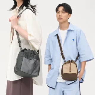 【plain-me】特惠★大容量防潑水中型水桶包 拼接/素面(防水包 男女側背包 包包 斜背包 COP3029 COP301)