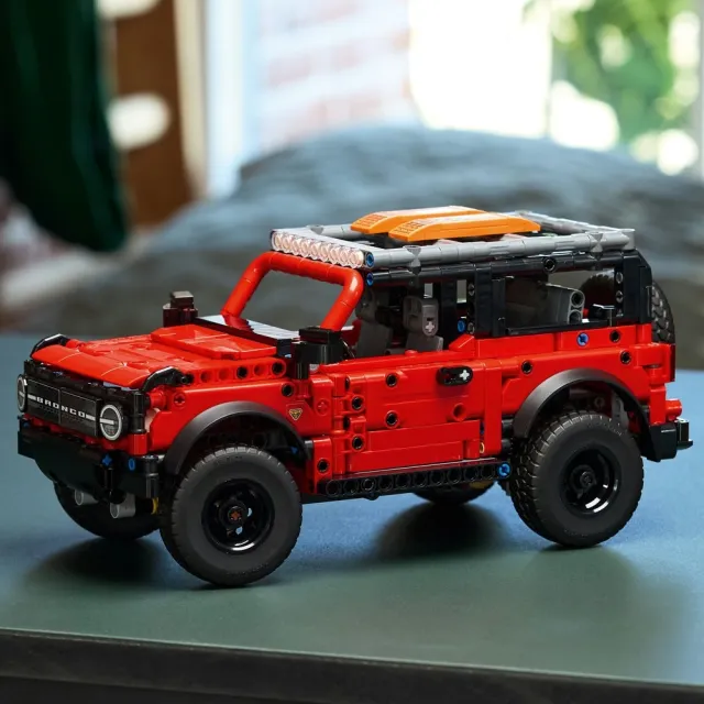 【LEGO 樂高】科技系列 42213 Ford Bronco 休旅車(福特汽車 汽車模型 居家擺設 積木)