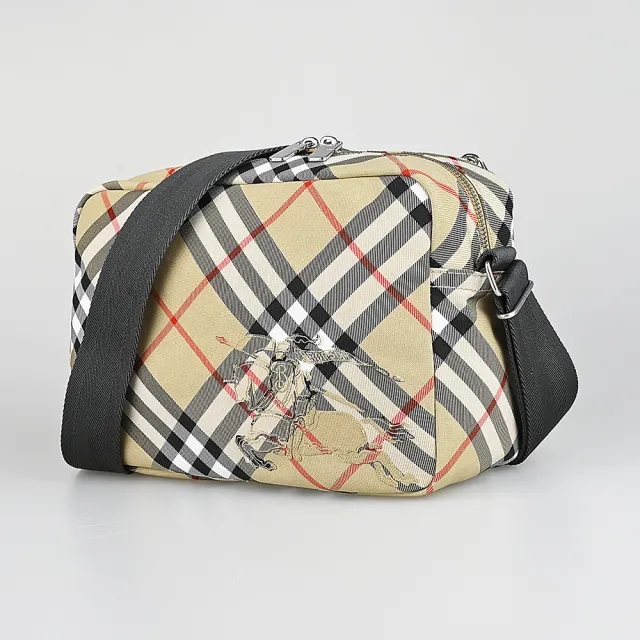 【BURBERRY 巴寶莉】BURBERRY 戰馬拼布LOGO格紋帆布雙拉鍊斜背包(淺褐)