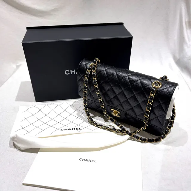 【CHANEL 香奈兒】Classic Flap bag Medium粒面/中型菱格/金黑雙色鏈帶-25cm(黑)