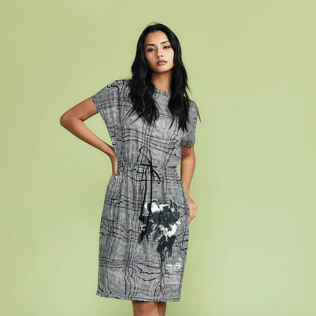 【ICHE 衣哲】Cop.Copine 法國原裝進口輕禮服黑白造型印花短袖洋裝