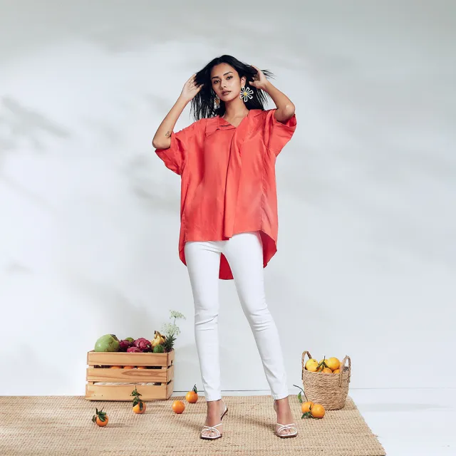 【ICHE 衣哲】Cop.Copine 法國原裝進口鬆弛版寬領落肩剪裁顯白造型襯衫