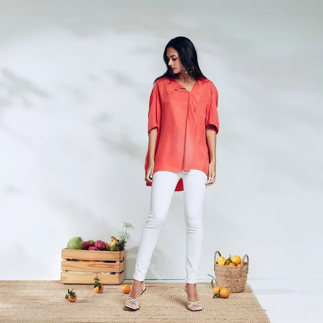 【ICHE 衣哲】Cop.Copine 法國原裝進口鬆弛版寬領落肩剪裁顯白造型襯衫