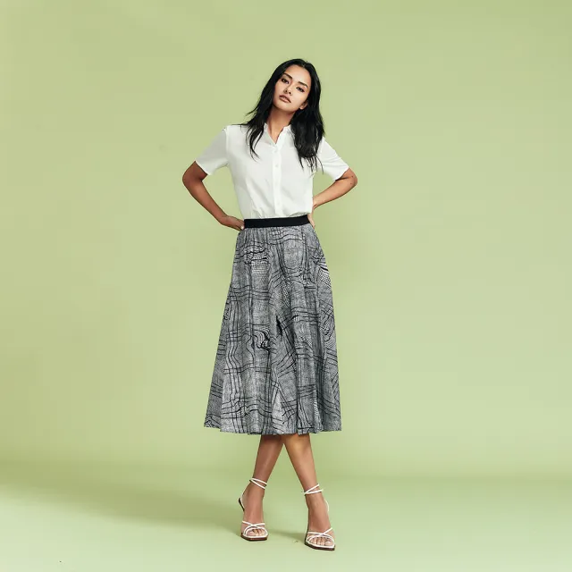 【ICHE 衣哲】Cop.Copine 法國原裝進口黑白圖騰印花中高腰傘擺伴長圓裙