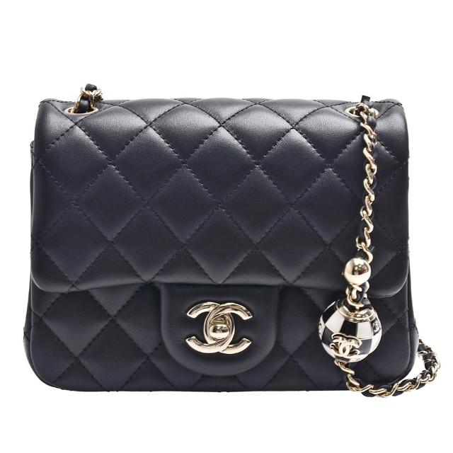 【CHANEL 香奈兒】經典雙C LOGO菱格紋小羊皮棋盤格圓球調節鍊帶斜背包(黑AS1786L-BLACK-GP)