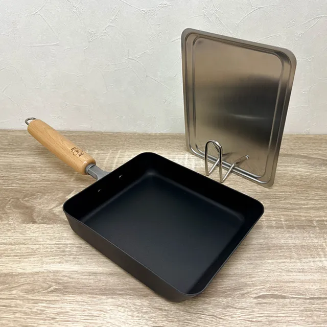 TAKUMI 匠】日本鐵製玉子燒鍋-中型+不鏽鋼玉子燒蓋(日本製) - momo購物