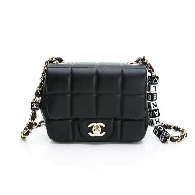 【CHANEL 香奈兒】經典菱格紋雙C LOGO 小羊皮金釦黑白方塊鏈帶翻蓋斜背包/骰子包(黑色)