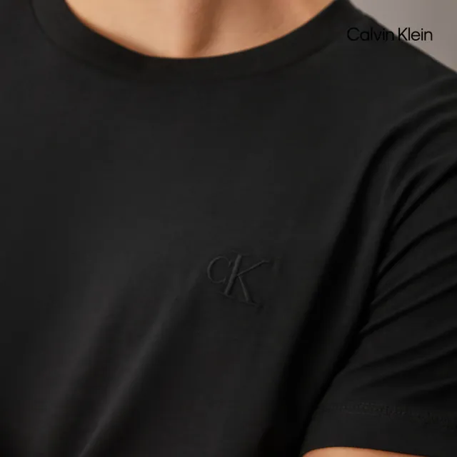 【CALVIN KLEIN】官方旗艦館 CK 平滑棉質字母T恤_黑色