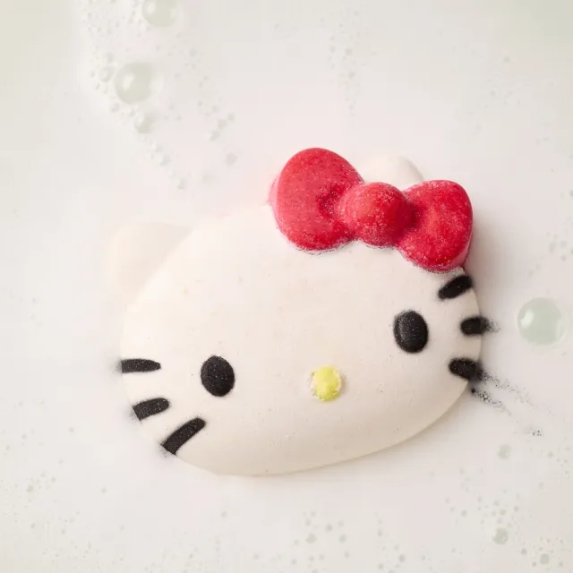 【LUSH 嵐舒】LUSH x Hello Kitty And Friends 聯名系列 Hello Kitty 汽泡彈(泡澡球/廣藿香/安息香/香草)