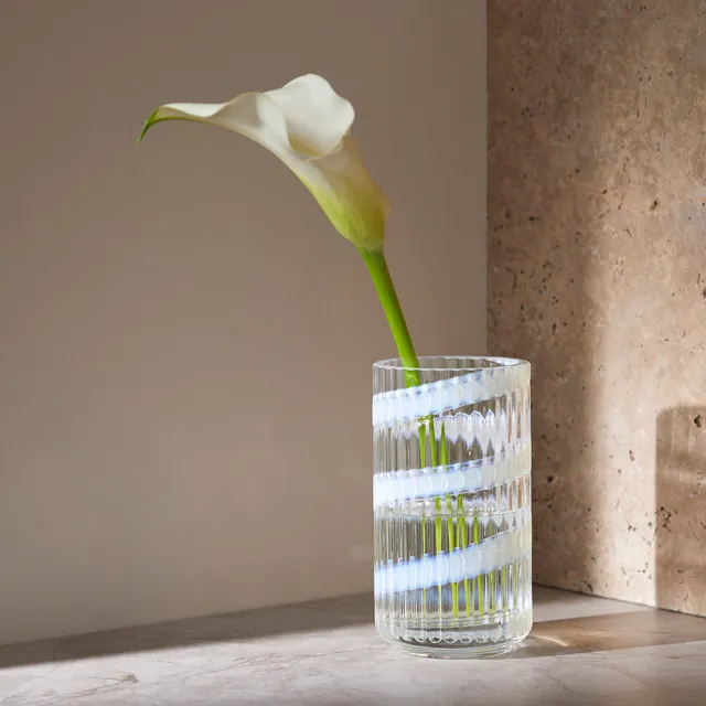 【北歐櫥窗】Lyngby Porcelain Swirl 渦紋 玻璃花瓶(H 15.5cm)