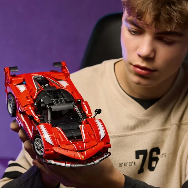 【LEGO 樂高】科技系列 42212 Ferrari FXX K(法拉利跑車 賽車模型 居家擺設 積木)