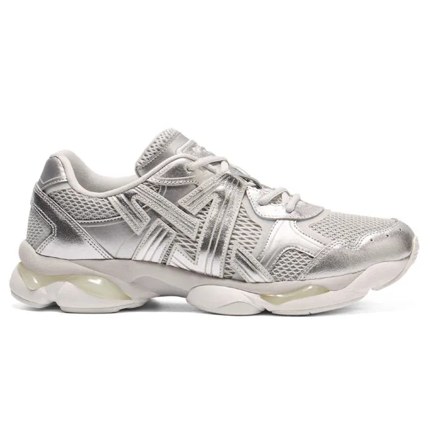 Onitsuka Tiger】鬼塚虎銀色TIGRUN 休閒鞋(1183C478-020) - momo購物網