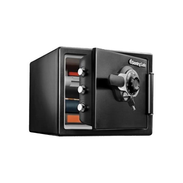 SENTRYSAFE SFW082DTB SENTRYSAFE SFW082DTB 防火型密碼鎖保險箱,美國原裝進口,尺寸 H34.8 x W41.5 x D49.1 cm,重量35.7kg,提供可靠防火防水保護。內含保固卡、主鑰匙及說明書,無需電壓,適合檔案、金飾等貴重物品儲存。1年保固,安全防盜首選!