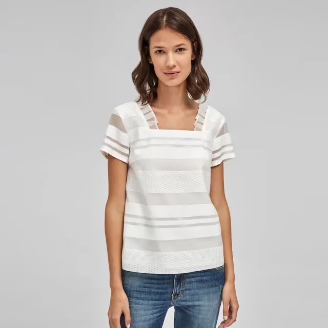 【ICHE 衣哲】Cop.Copine 法國原裝進口條紋紋理拼接透膚方領上衣(2色)