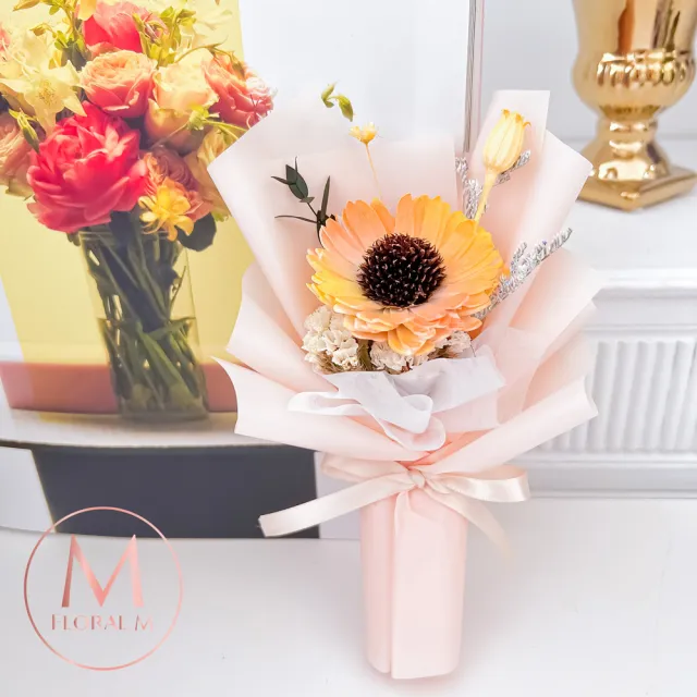 【Floral M】向日葵香氛擴香小花束禮盒 含30ml品牌香氛油(畢業/居家香氛/香水精油/香氛擴香花/送禮)