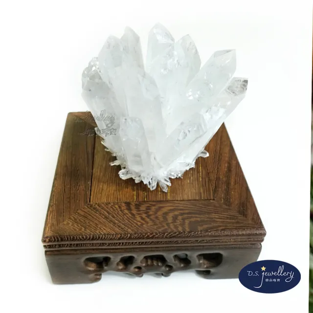 【D.S. jewellery 德山珠寶】消磁淨化水晶天然白水晶簇附雞翅木座(飾品母親節/交換禮物水晶手鍊CE476)